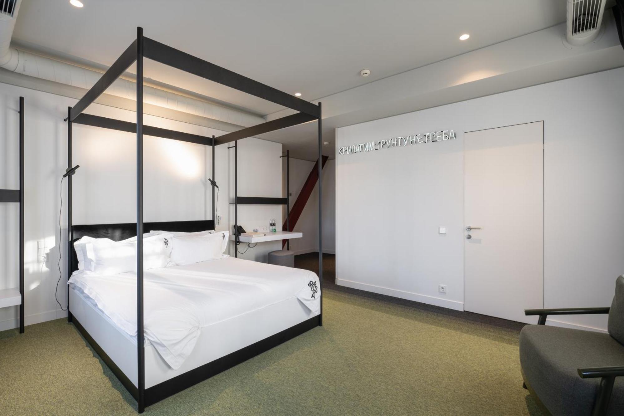 Bursa Hotel Kiev Ngoại thất bức ảnh